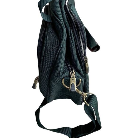 RICARDO BEVERLY HILLS “Santa Cruz” green Travel Bag w/ Gold & Bronze accents - Picture 7 of 10